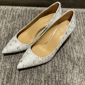 Michael Kors daisy heels